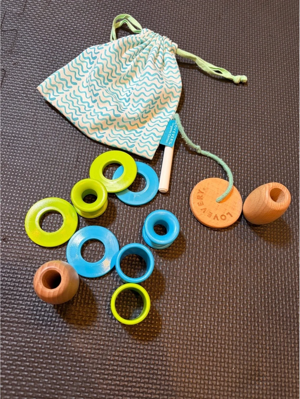 Lovevery Adventurer Threadable Bead Kit Drawstring Bag Montessori Toy